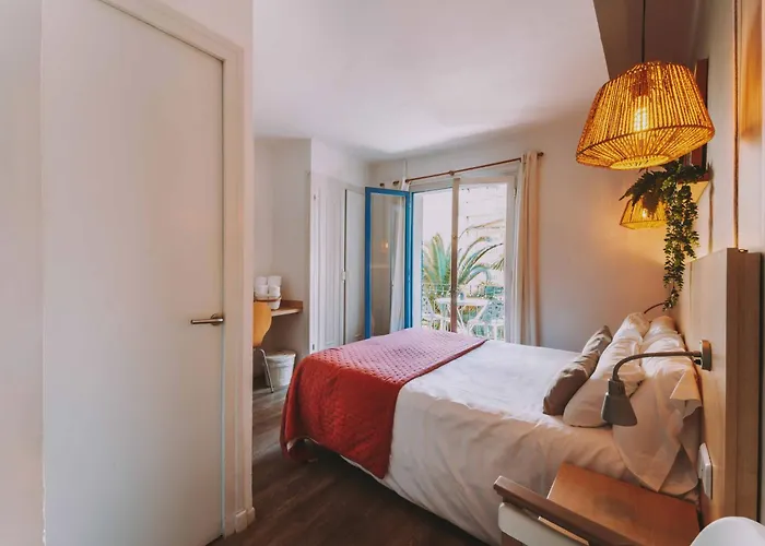 Bell Repos Hotel