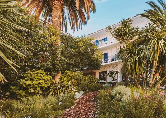 Hotel Bell Repos