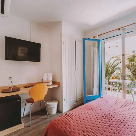 Bell Repos Hotel